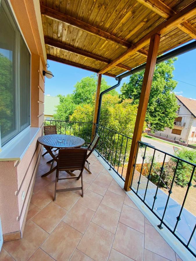 Gabi Lux Apartman Apartment Hajdúszoboszló Екстериор снимка