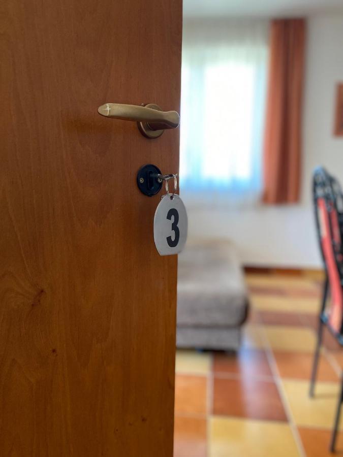 Gabi Lux Apartman Apartment Hajdúszoboszló Екстериор снимка